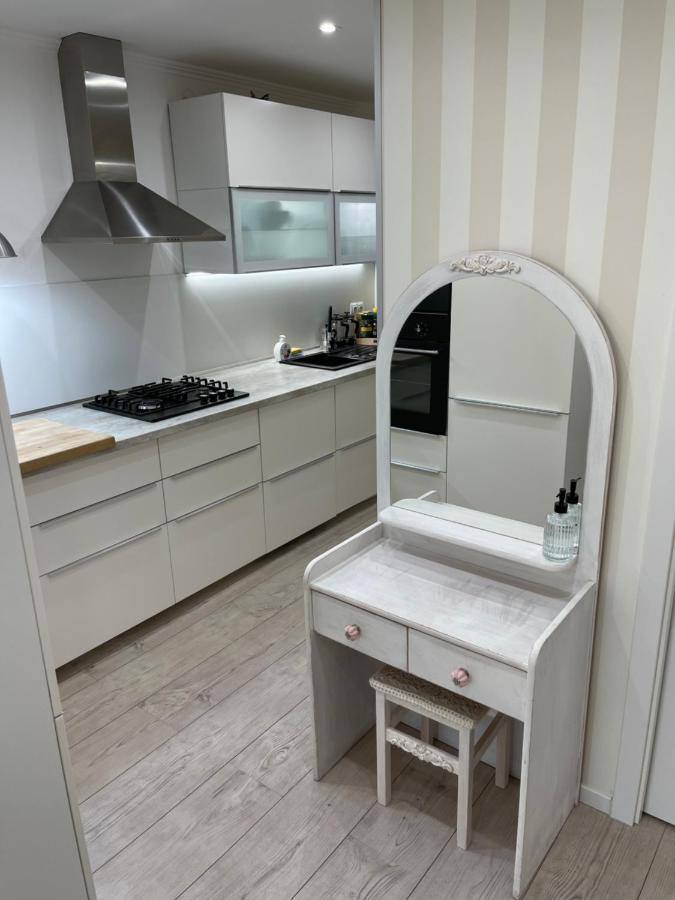Cosy Apartmant In Hodonin Appartement Buitenkant foto